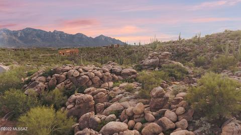 192 W Shimmering Desert Pl, Oro Valley, AZ 85755