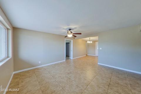 7702 E Apple Tree Dr, Tucson, AZ 85730 photo 2
