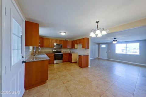 7702 E Apple Tree Dr, Tucson, AZ 85730 photo 12