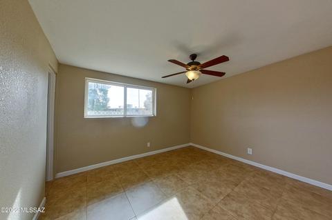 7702 E Apple Tree Dr, Tucson, AZ 85730 photo 19
