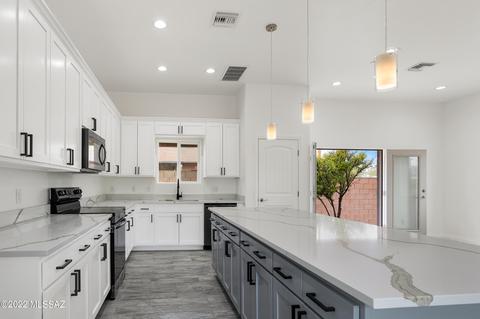 3329 E Glenn St, Tucson, AZ 85716 photo 1