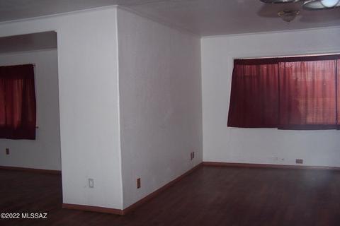 157 N Bowie Ave, Willcox, AZ 85643 photo 4