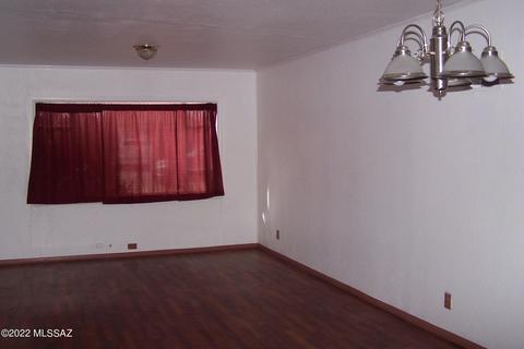 157 N Bowie Ave, Willcox, AZ 85643 photo 5