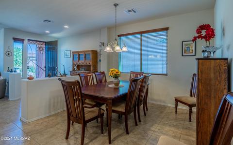 13788 E Carruthers St, Vail, AZ 85641 photo 2
