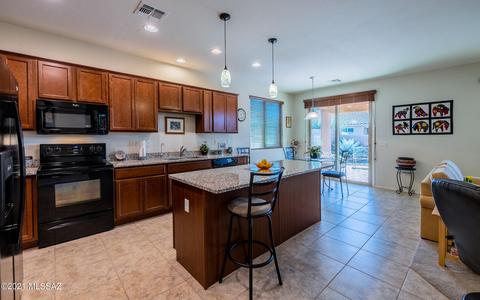13788 E Carruthers St, Vail, AZ 85641 photo 4