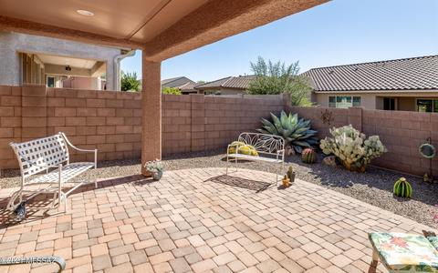 13788 E Carruthers St, Vail, AZ 85641 photo 6