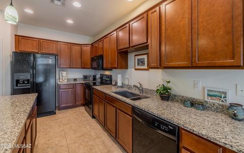 13788 E Carruthers St, Vail, AZ 85641 photo 13
