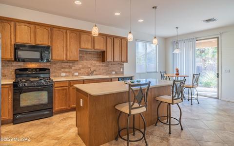 13742 E Weiers St, Vail, AZ 85641 photo 4