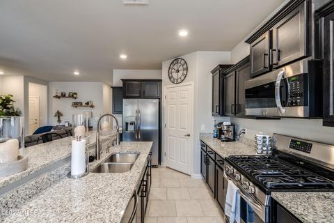 12031 E Becker Dr, Vail, AZ 85641 photo 15
