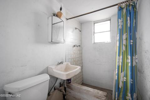 802 E Silverlake Rd, Tucson, AZ 85713 photo 13