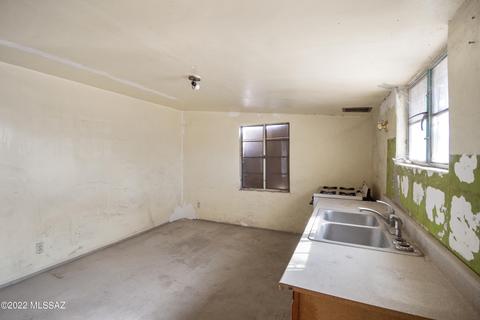 802 E Silverlake Rd, Tucson, AZ 85713 photo 9