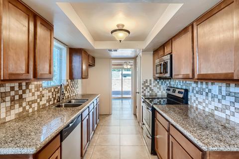 8357 E 25th St, Tucson, AZ 85710 photo 11