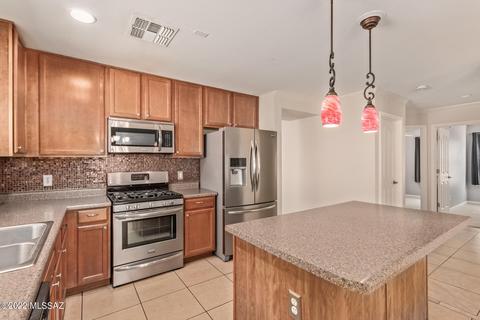 9385 E Grapevine Spring Pl, Tucson, AZ 85710 photo 12