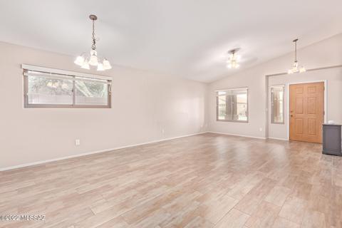 10548 E Carolina Willow Ln, Tucson, AZ 85747 photo 5