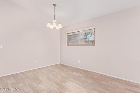 10548 E Carolina Willow Ln, Tucson, AZ 85747 photo 8