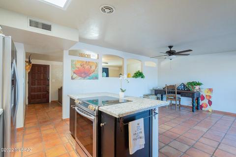 7925 E Beverly St, Tucson, AZ 85710 photo 4