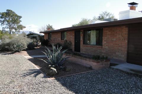 5810 E 4th St, Tucson, AZ 85711 photo 2