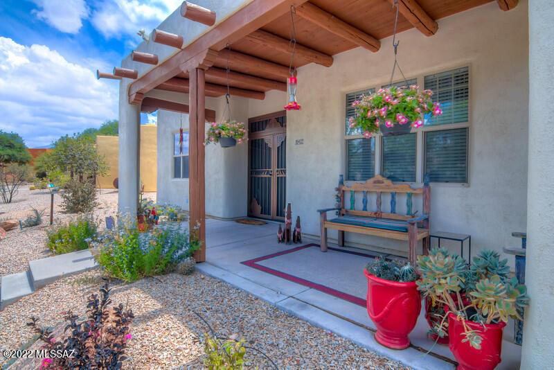  10432 E Roylstons Ln, Tucson, AZ 85747 photo 2