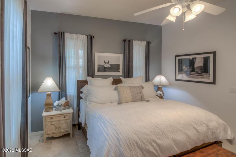  10432 E Roylstons Ln, Tucson, AZ 85747 photo 10