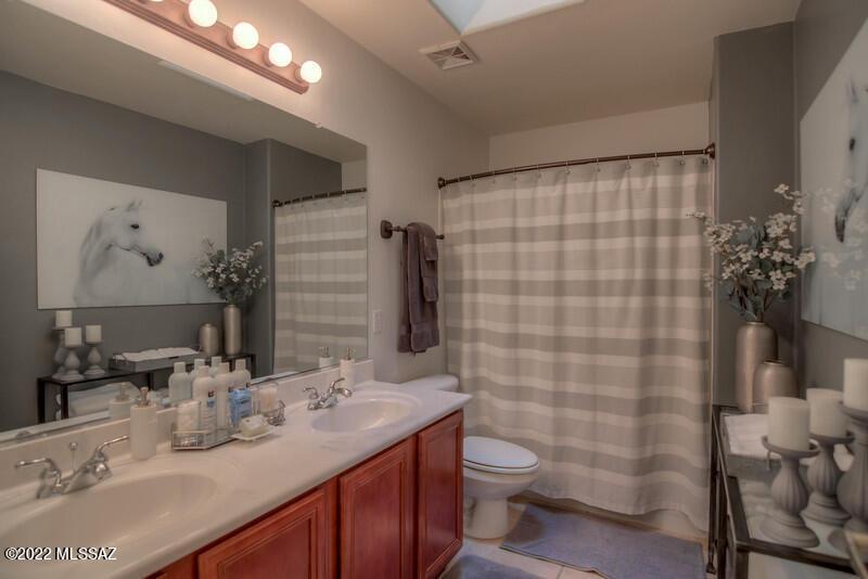  10432 E Roylstons Ln, Tucson, AZ 85747 photo 17