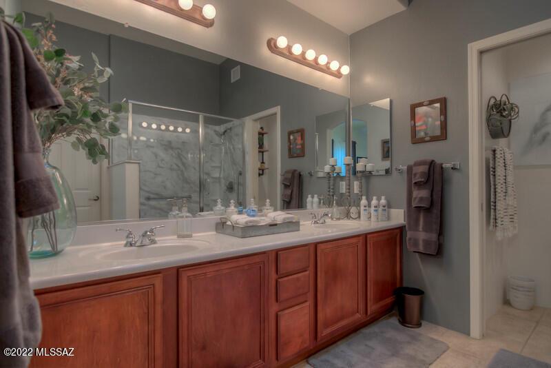  10432 E Roylstons Ln, Tucson, AZ 85747 photo 12