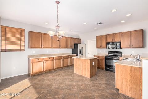 12546 E Rust Canyon Pl, Vail, AZ 85641 photo 9