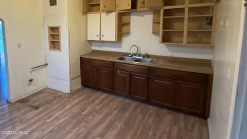 832 E Freeman Pl, Tucson, AZ 85719 photo 3