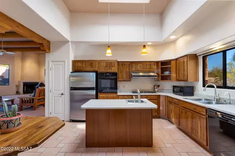 515 E Agave Dr, Tucson, AZ 85704 photo 14