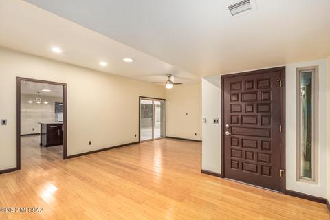 4730 E Silver Pl, Tucson, AZ 85712 photo 8