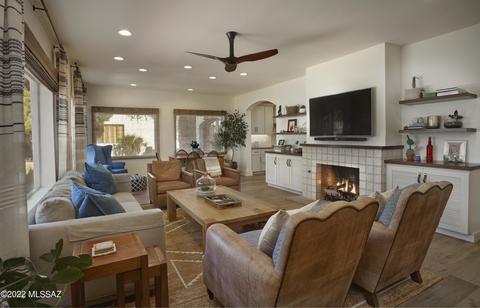 2016 E 3rd St, Tucson, AZ 85719 photo 2