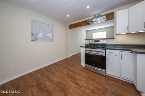 3733 E March Pl, Tucson, AZ 85713 photo 8