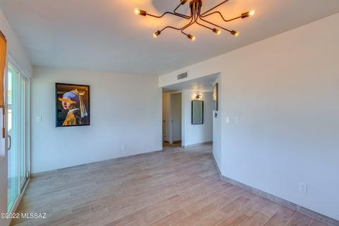 7425 E 35th St, Tucson, AZ 85710 photo 11