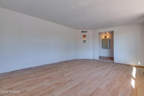 7425 E 35th St, Tucson, AZ 85710 photo 10