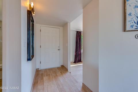 7425 E 35th St, Tucson, AZ 85710 photo 2