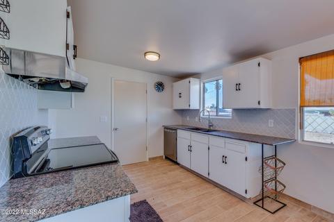 7425 E 35th St, Tucson, AZ 85710 photo 5
