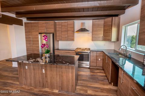 1105 E Valle Vista Dr, Nogales, AZ 85621 photo 1