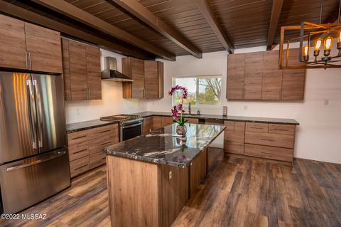 1105 E Valle Vista Dr, Nogales, AZ 85621 photo 2