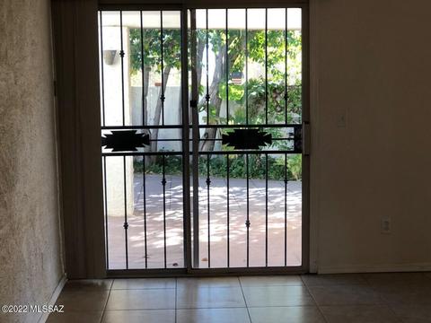 9040 E 9th St, Tucson, AZ 85710 photo 6