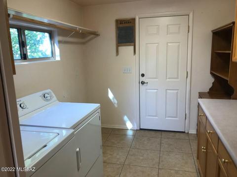 9040 E 9th St, Tucson, AZ 85710 photo 9