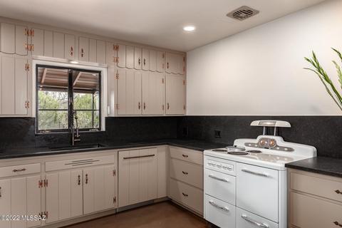 5946 E Baker St, Tucson, AZ 85711 photo 11