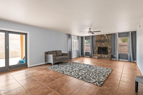 8060 E Hampton Dr, Tucson, AZ 85715 photo 10