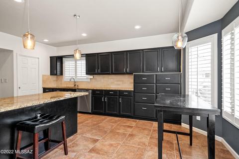 8060 E Hampton Dr, Tucson, AZ 85715 photo 8