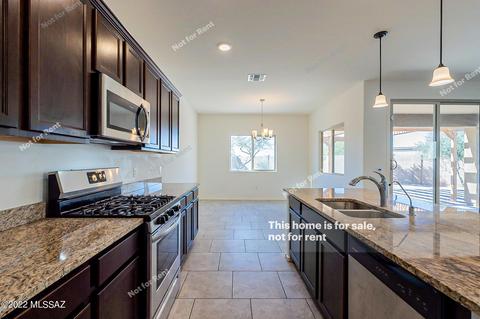 8834 E Abrams Loop, Tucson, AZ 85710 photo 11