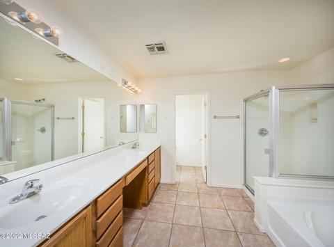 10235 E Wasp Spring Dr, Tucson, AZ 85748 photo 13