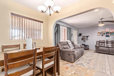 907 E Saint Katherines Ct, Tucson, AZ 85756 photo 9