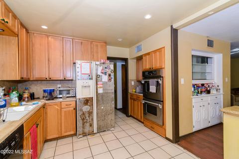 1933 E Mabel St, Tucson, AZ 85719 photo 13