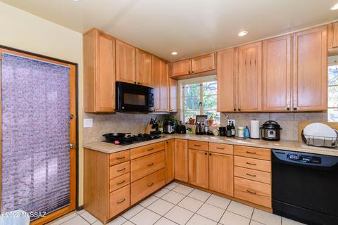 1933 E Mabel St, Tucson, AZ 85719 photo 8