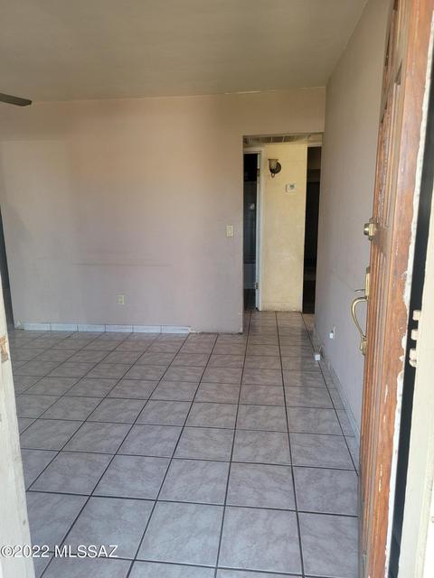 819 W Valencia Rd, Tucson, AZ 85706 photo 8