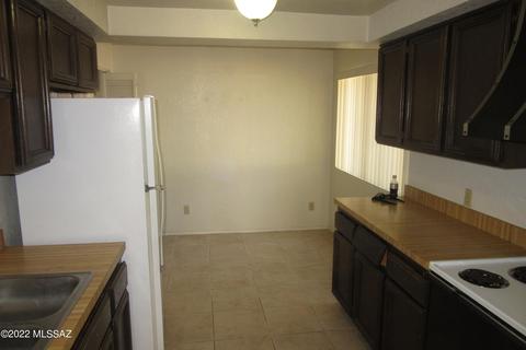 17 E Mediterranean Dr, Tucson, AZ 85704 photo 8