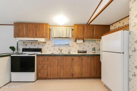 13601 E Greystokes Dr, Vail, AZ 85641 photo 9